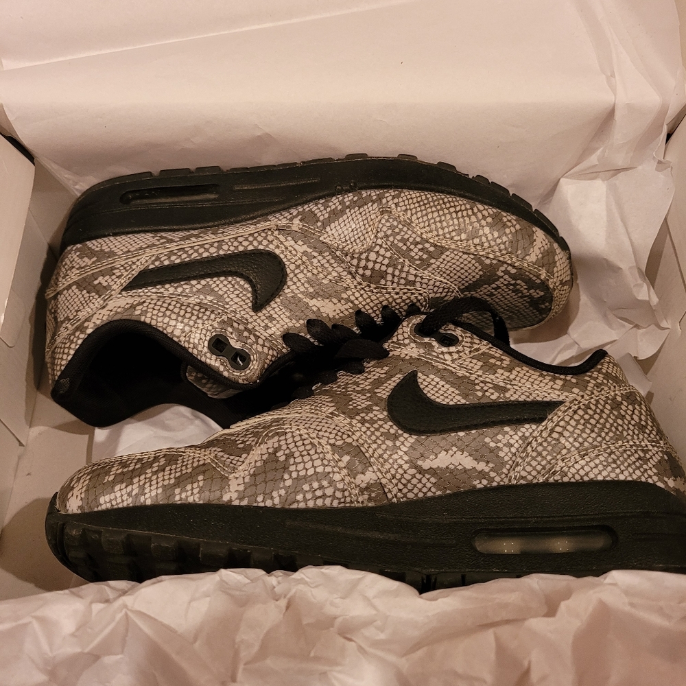 Used NikeID custom Air Max 1 '87 size 7**